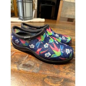 Sloggers Women's Size‎ 10 Garden Shoes Clogs Waterproof Hummingbird Floral Blue